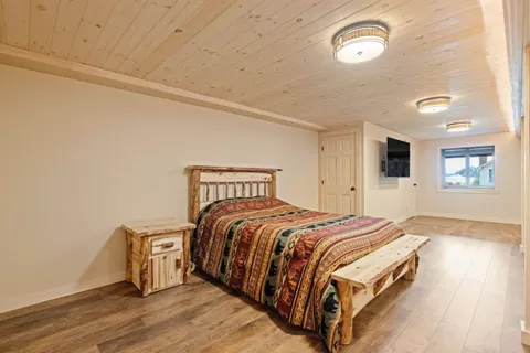 $1,895,000 | 38 Lake Shore Drive, Unit 10, Moultonborough, NH 03254