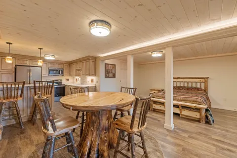 $1,895,000 | 38 Lake Shore Drive, Unit 10, Moultonborough, NH 03254