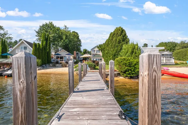 $1,895,000 | 38 Lake Shore Drive, Unit 10, Moultonborough, NH 03254