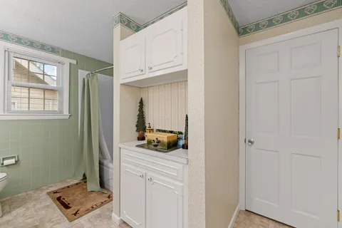 $1,895,000 | 38 Lake Shore Drive, Unit 10, Moultonborough, NH 03254