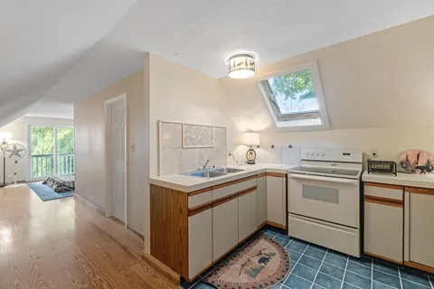 $1,895,000 | 38 Lake Shore Drive, Unit 10, Moultonborough, NH 03254