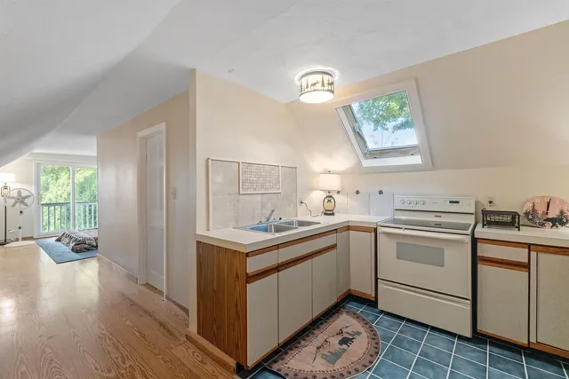 $1,895,000 | 38 Lake Shore Drive, Unit 10, Moultonborough, NH 03254