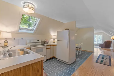 $1,895,000 | 38 Lake Shore Drive, Unit 10, Moultonborough, NH 03254