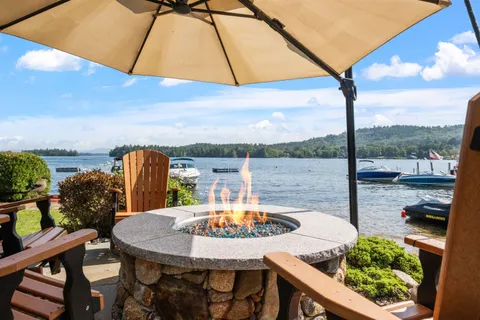 $1,895,000 | 38 Lake Shore Drive, Unit 10, Moultonborough, NH 03254