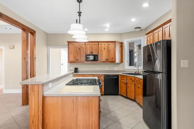 $3,500 | 310 County Road 317, Georgetown, TX 78626