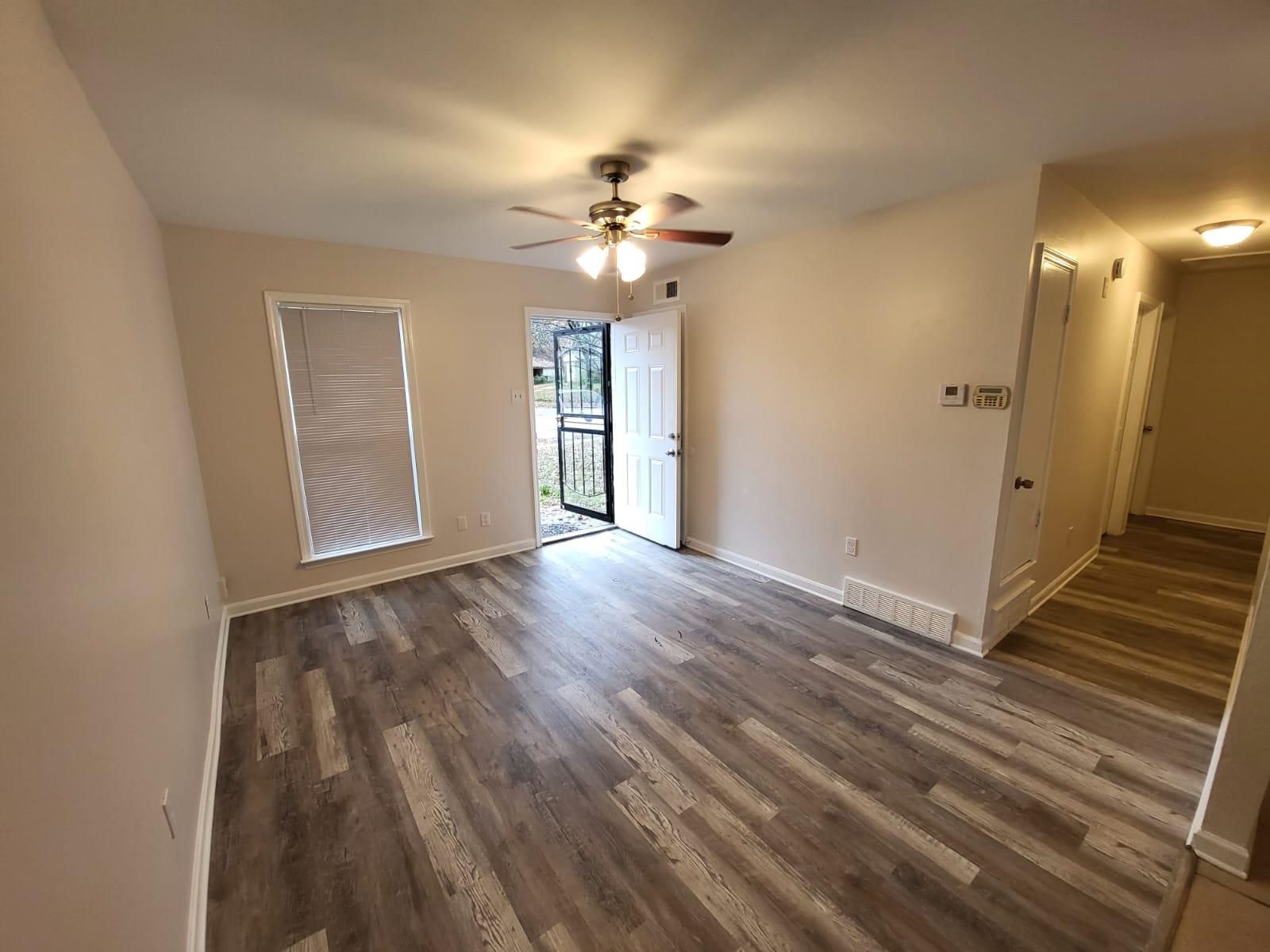 4587 Sumners Wells Road Memphis, TN 38118 - Photo 11 of 17 Gallery Image 11