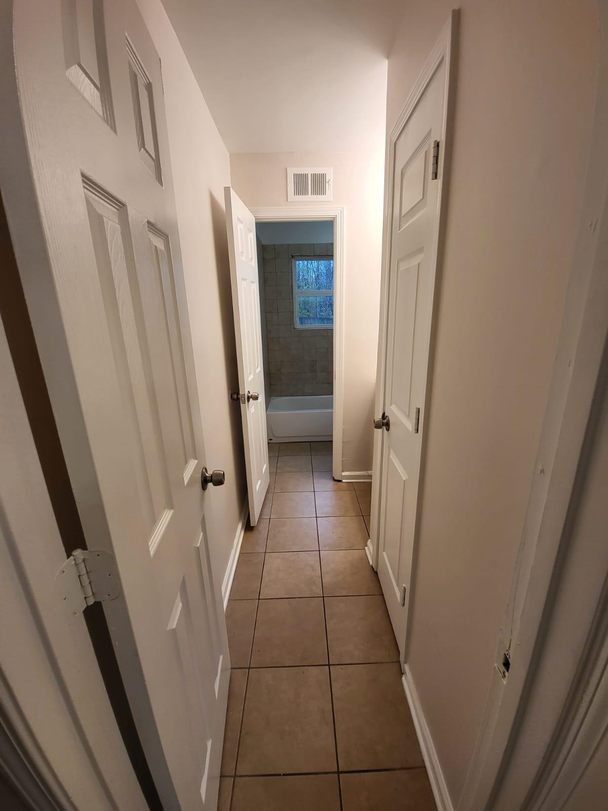 4587 Sumners Wells Road Memphis, TN 38118 - Photo 6 of 17 Gallery Image 6
