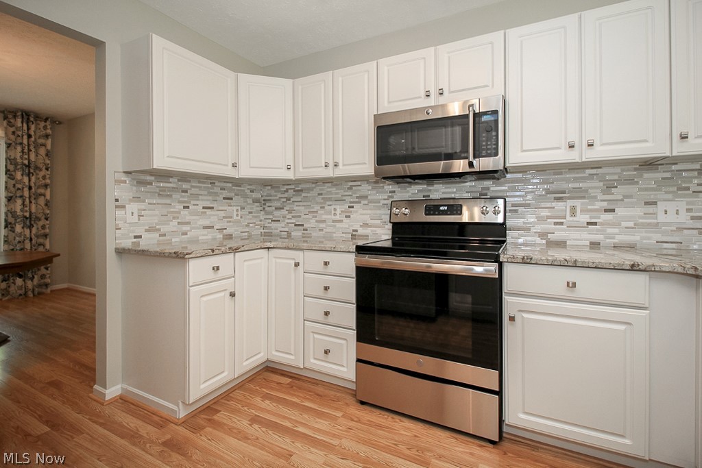 6635 Liberty Road Solon, OH 44139 - Photo 9 of 35 Another view of the kitchen off the dining room.