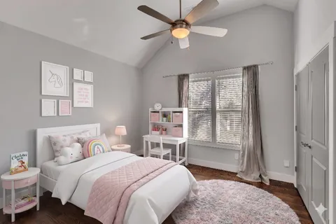$579,000 | 702 B Waco Drive, Nashville, TN 37209