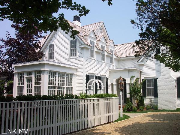 86 Peases Point Way Edgartown, MA 02539 - Photo 1 of 8 http://d1qzqeyxiitrap.cloudfront.net/photos/18943/600/68701162.jpg