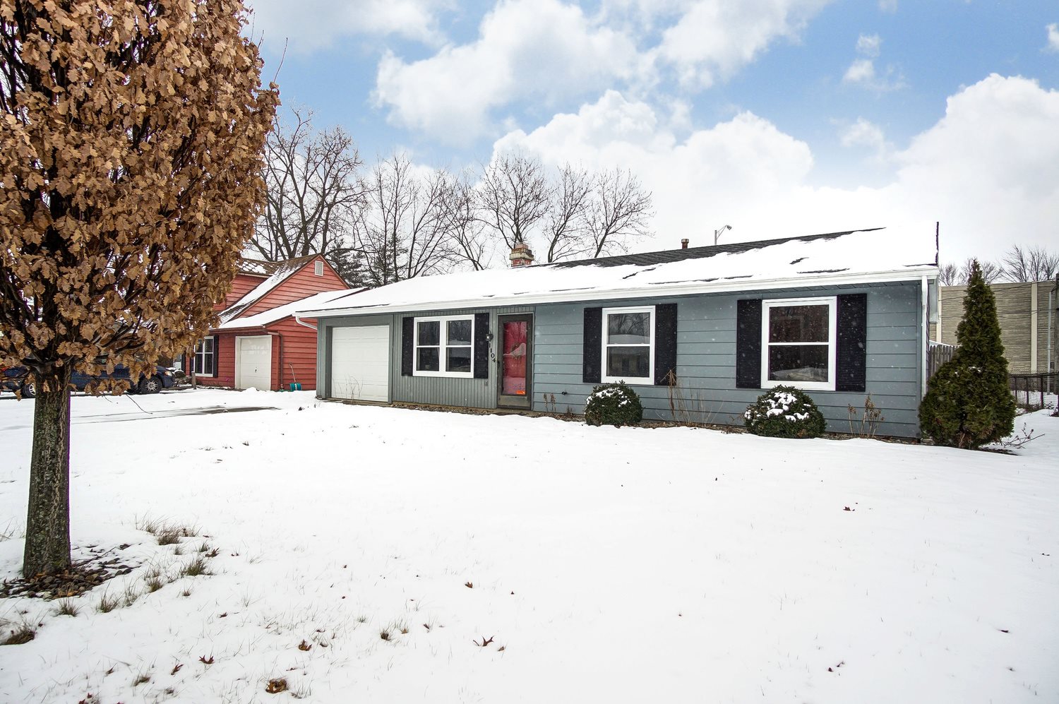1104 Applewood Road Fort Wayne, IN 46825 - Photo 3 of 22 Gallery Image 3