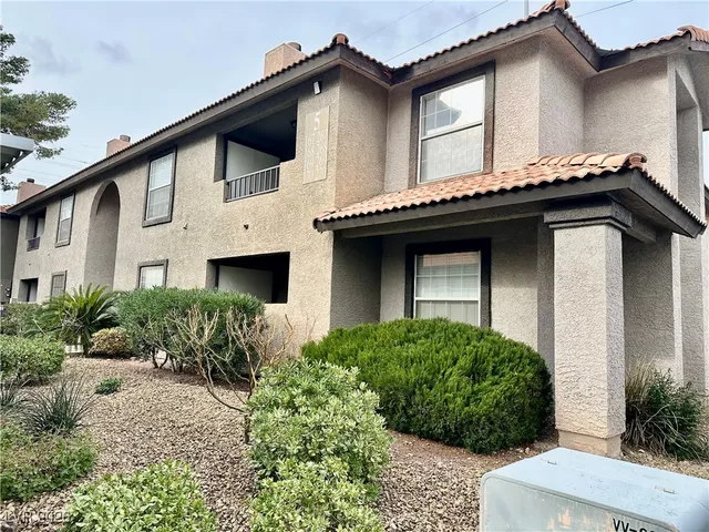 $193,800 | 2606 South Durango Drive, Unit 170, Las Vegas, NV 89117