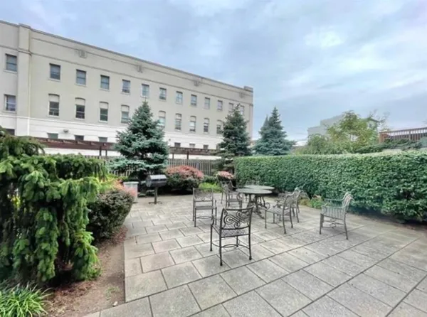 $4,050 | 727 Monroe Street, Unit 303, Hoboken, NJ 07030