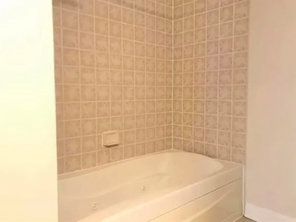 $4,050 | 727 Monroe Street, Unit 303, Hoboken, NJ 07030