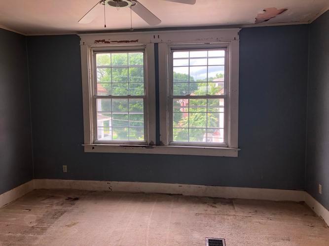513 Cross Street Rochester, PA 15074 - Photo 12 of 13