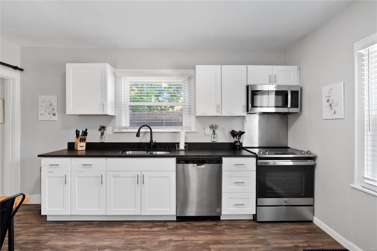 1331 Devlin Street St. Louis, MO 63139 - Photo 15 of 41