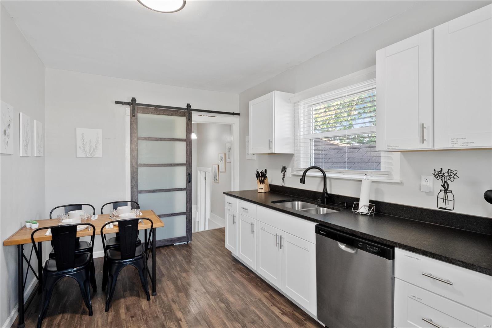 1331 Devlin Street St. Louis, MO 63139 - Photo 16 of 41