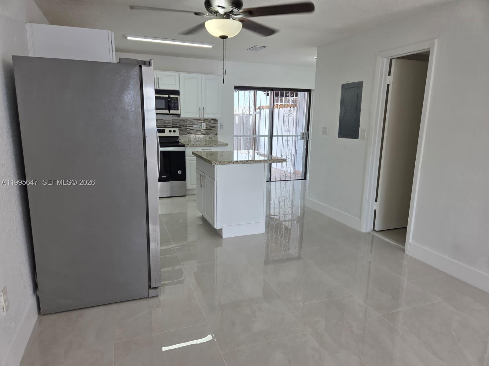 550 Southwest 115th Avenue, Unit 405H Sweetwater, FL 33174 - Photo 7 of 43