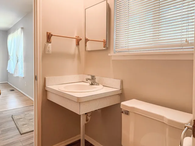 $2,700 | 2844 Renfrew Street, Ann Arbor, MI 48105