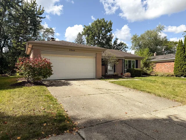 $2,700 | 2844 Renfrew Street, Ann Arbor, MI 48105