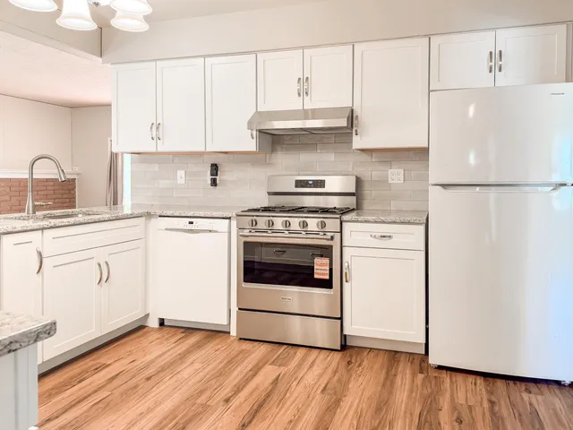 $2,700 | 2844 Renfrew Street, Ann Arbor, MI 48105