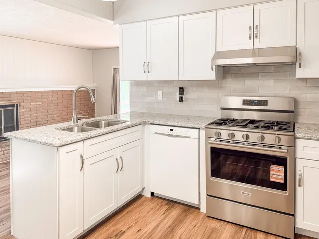 $2,700 | 2844 Renfrew Street, Ann Arbor, MI 48105