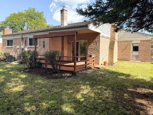 $2,700 | 2844 Renfrew Street, Ann Arbor, MI 48105