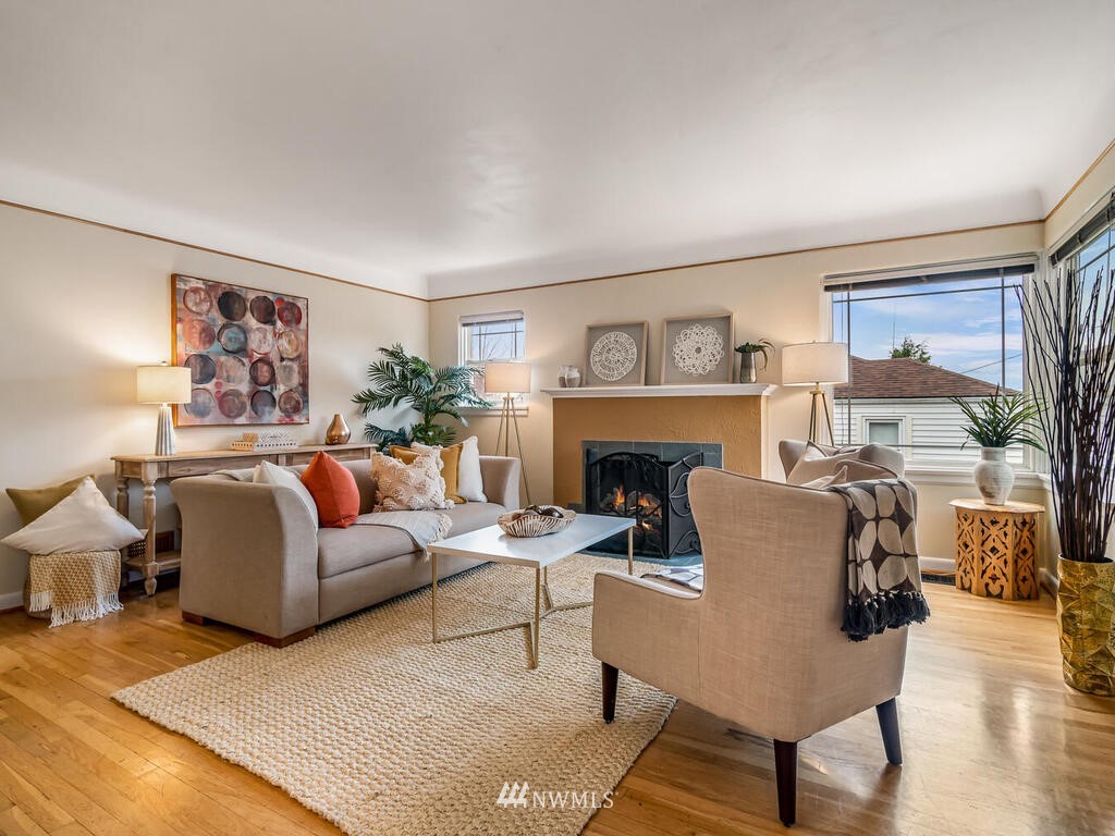 3539 Southwest Webster Street Seattle, WA 98126 - Photo 3 of 26 Gallery Image 3