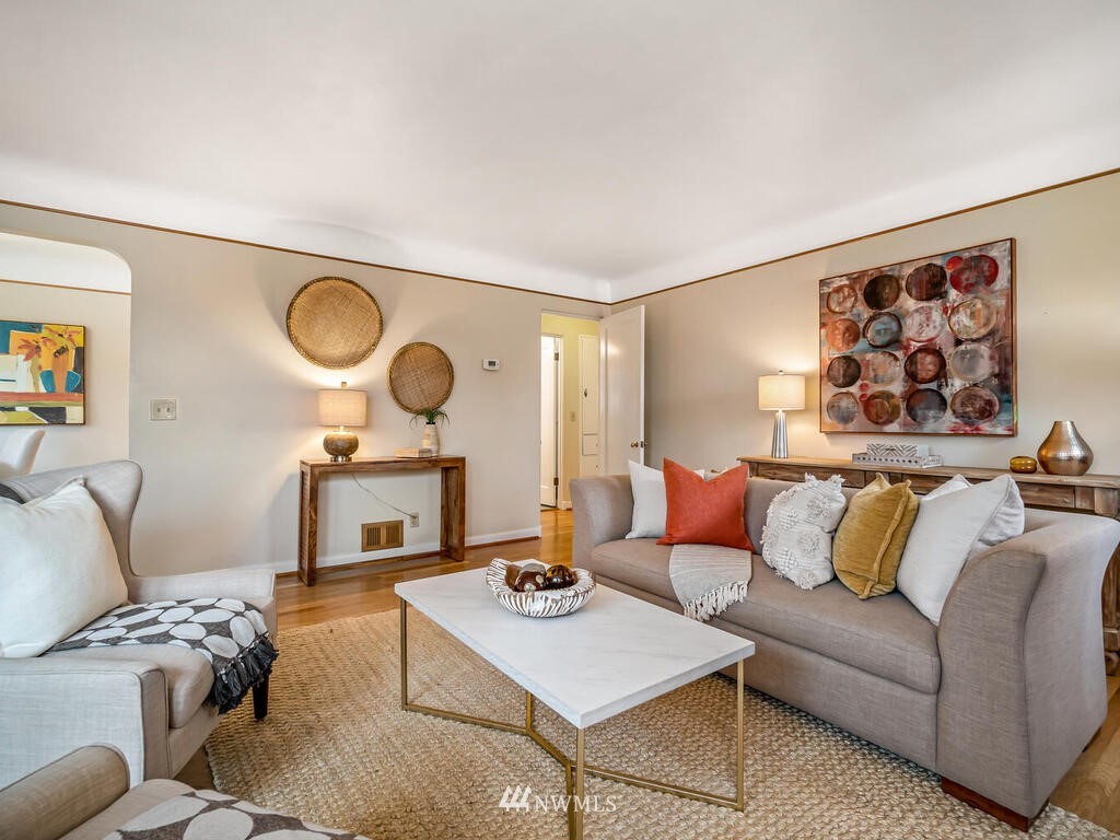 3539 Southwest Webster Street Seattle, WA 98126 - Photo 6 of 26 Gallery Image 6