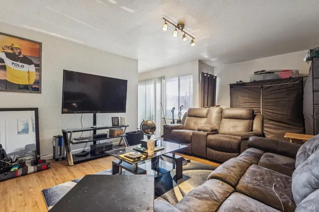 $850,000 | 224-230 Westwood Street, Vallejo, CA 94591