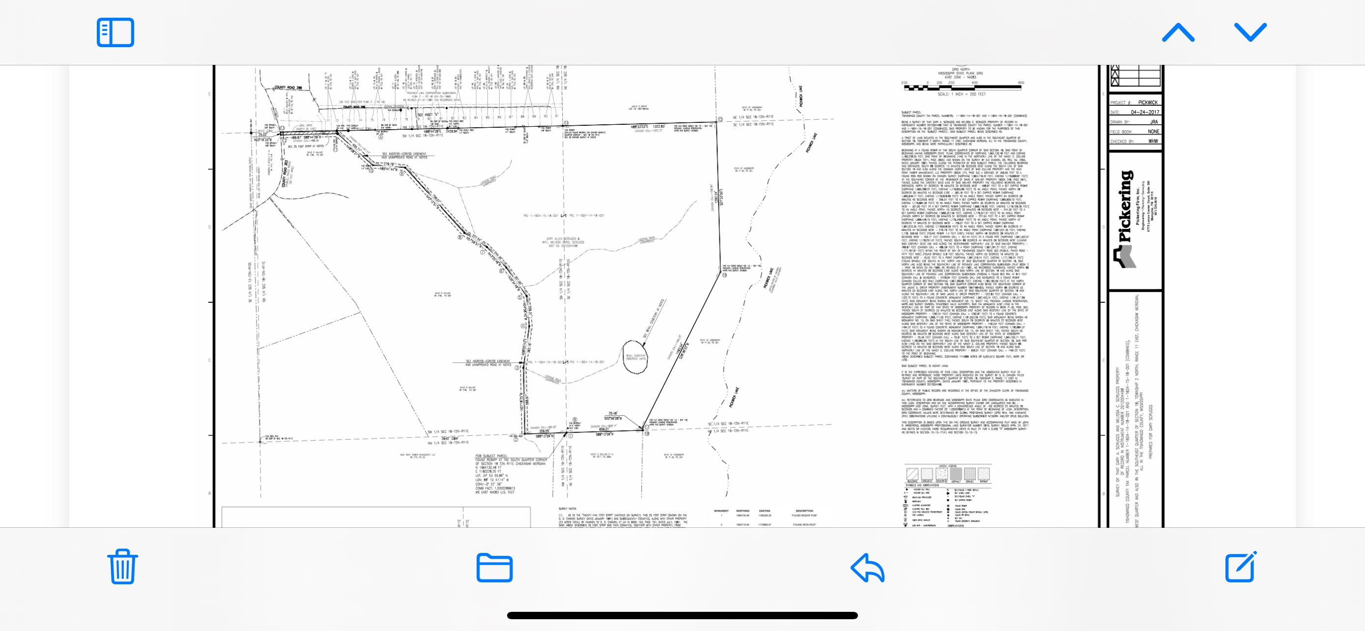 32 County 288 Road Iuka, MS 38852 - Photo 6 of 28 a picture of a bathroom with a shower curtain