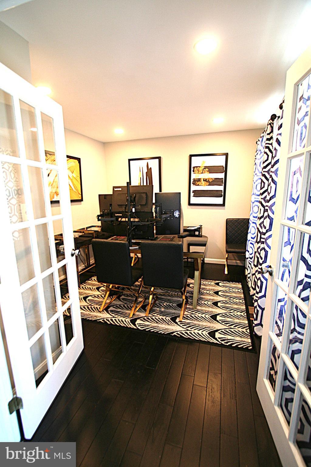 13017 Broadmore Road Silver Spring, MD 20904 - Photo 4 of 79 Study off Foyer