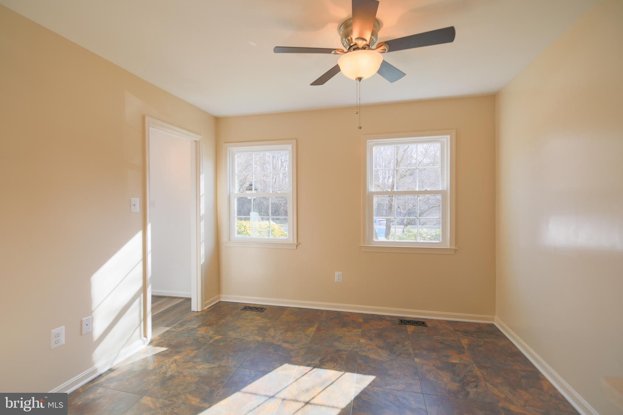 9738 Cardinal Road Fairfax, VA 22030 - Photo 16 of 63 Dining Area in Kitchen