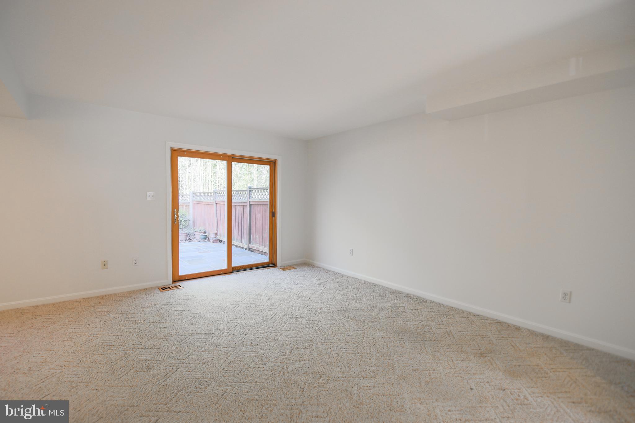 9738 Cardinal Road Fairfax, VA 22030 - Photo 19 of 63 Sliding Doors to Garden