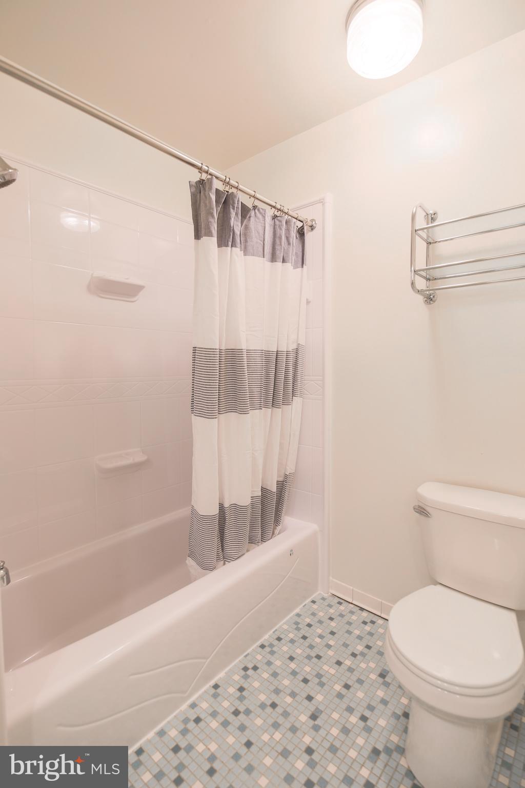 9738 Cardinal Road Fairfax, VA 22030 - Photo 45 of 63 Hallway Bathroom