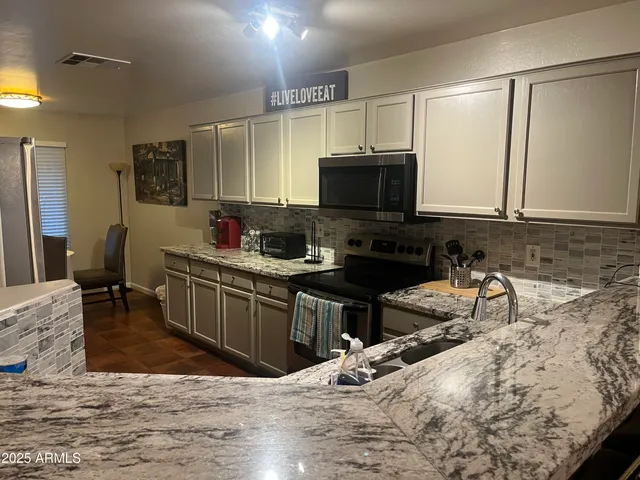 $5,500 | 14810 North 150th Lane, Surprise, AZ 85379