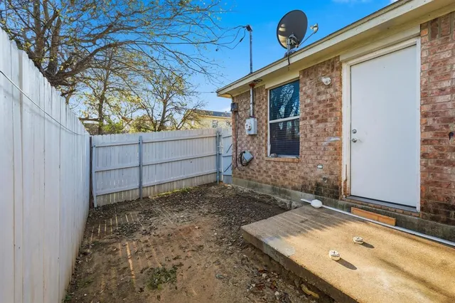 $1,475 | 2900 Northwest 29th Street, Fort Worth, TX 76106