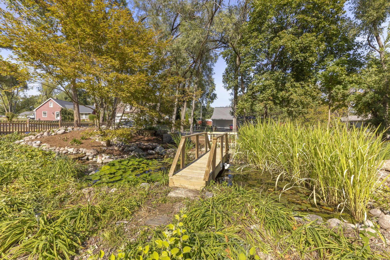 1280 Brandywine Circle Batavia, IL 60510 - Photo 28 of 36 a view of outdoor space and swimming pool