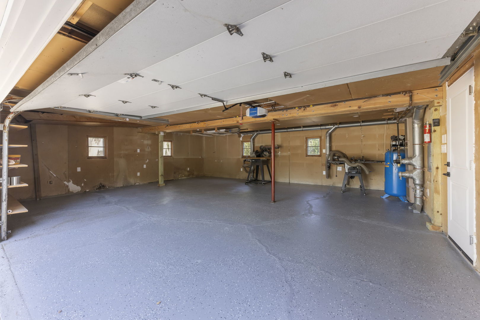 1280 Brandywine Circle Batavia, IL 60510 - Photo 30 of 36 a view of a car garage