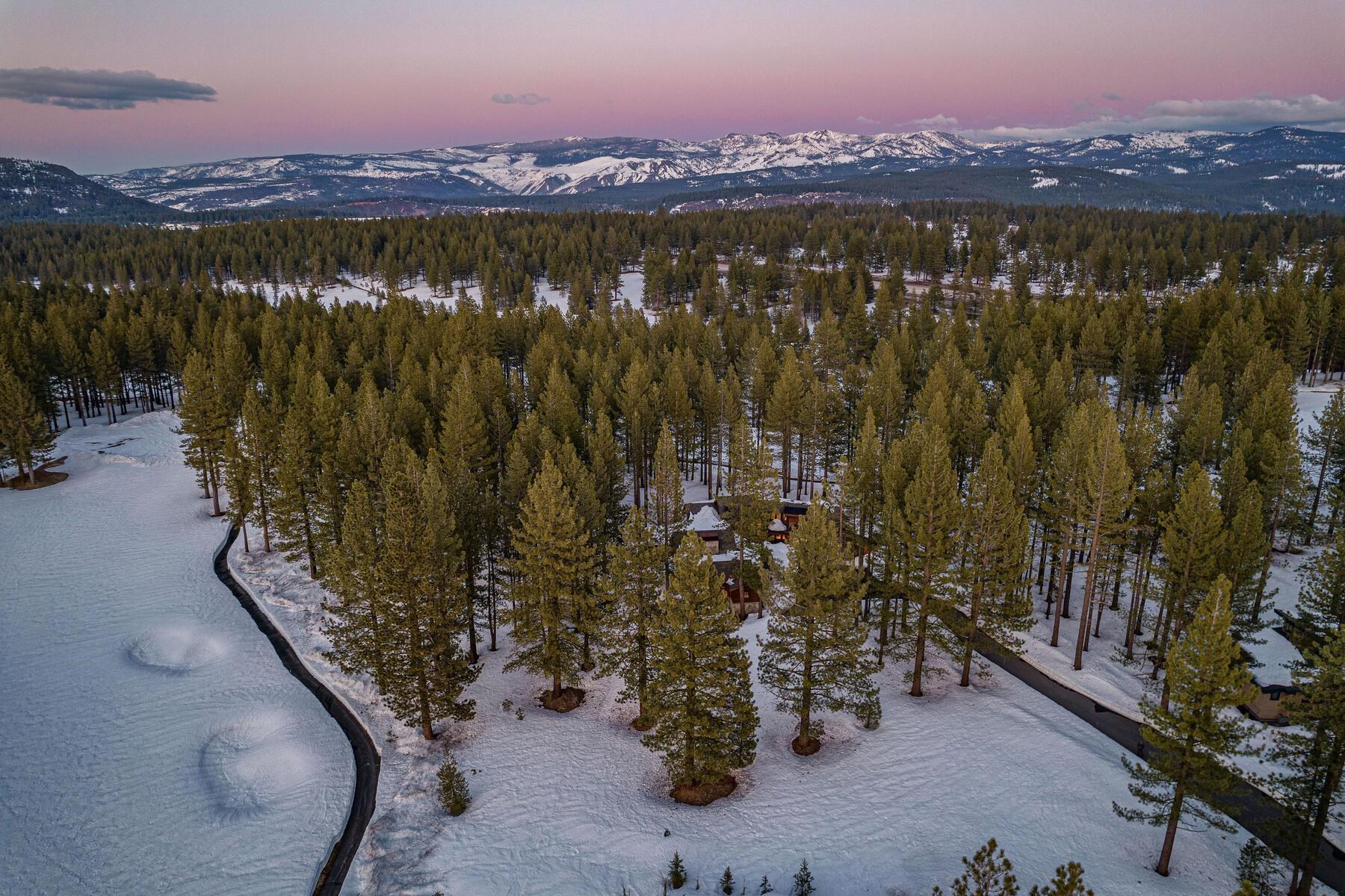 11478 Henness Road Truckee, CA 96161 - Photo 21 of 21 a view of a city with sitting area