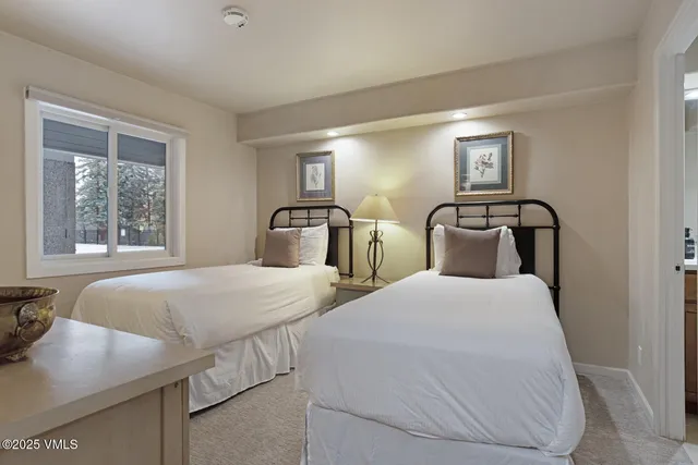 $1,895,000 | 508 East Lionshead Circle, Unit 105, Vail, CO 81657