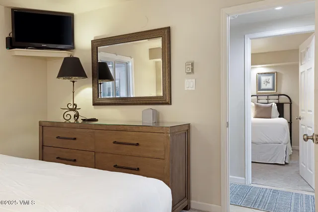 $1,895,000 | 508 East Lionshead Circle, Unit 105, Vail, CO 81657