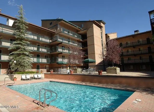 $1,895,000 | 508 East Lionshead Circle, Unit 105, Vail, CO 81657