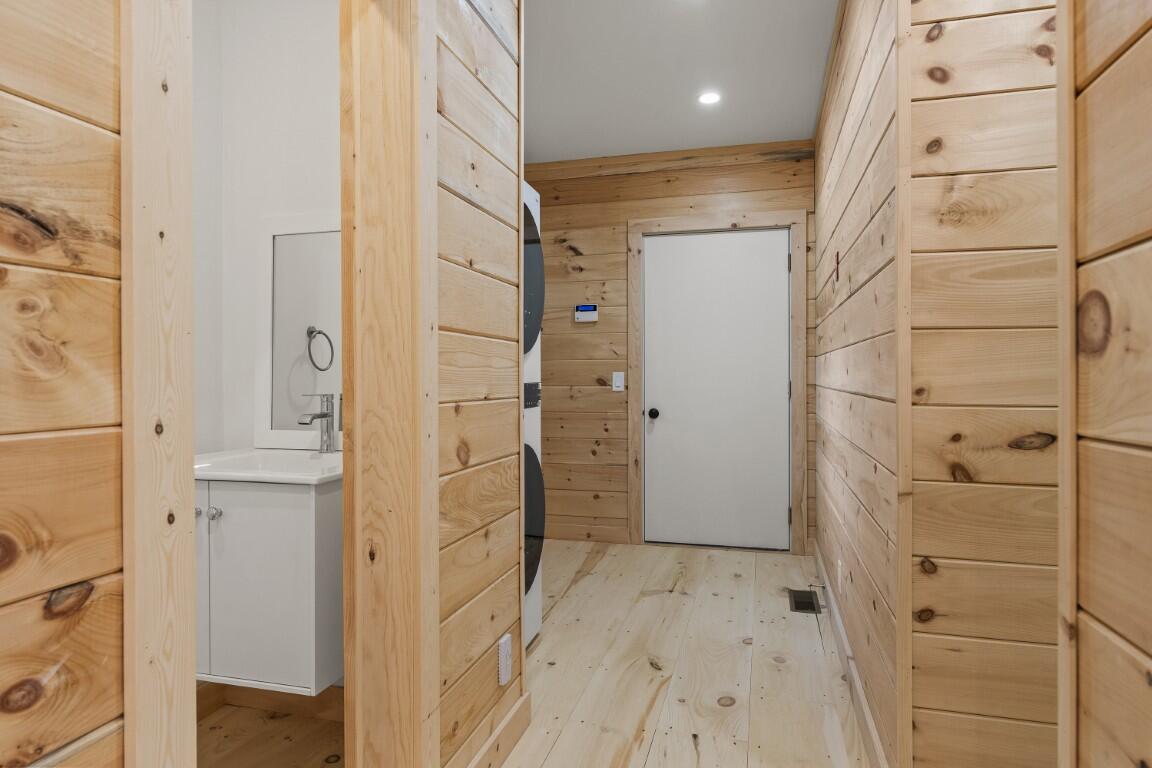 24 Blowhorn Road Boothbay Harbor, ME 04538 - Photo 23 of 52 24