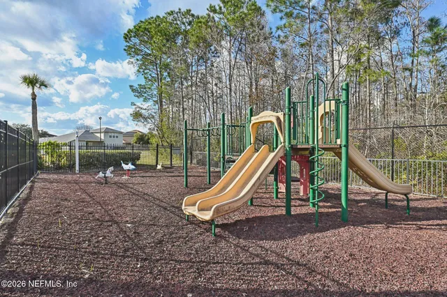 $369,900 | 1684 Hollow Glen Drive, Middleburg, FL 32068