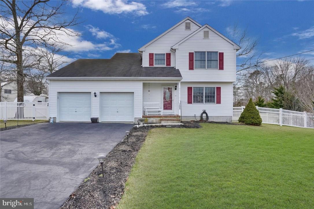152 Skipper Road Manahawkin, NJ 08050 - Photo 3 of 32