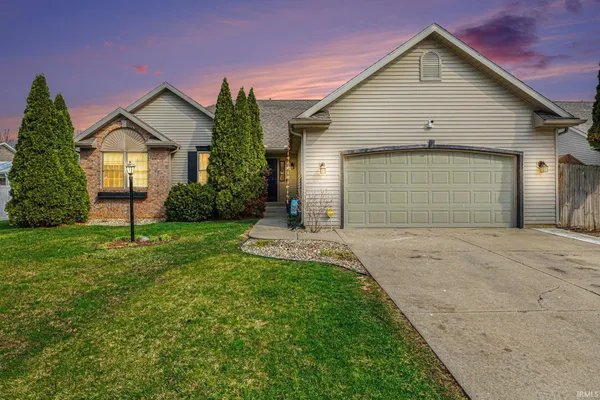 $349,900 | 1809 Elizabethan Court, South Bend, IN 46614