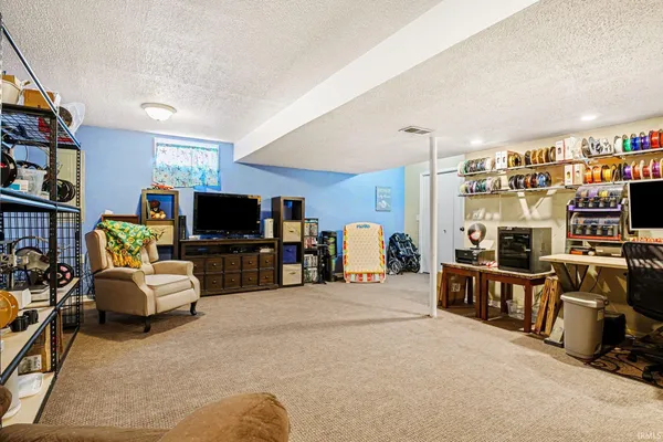 $349,900 | 1809 Elizabethan Court, South Bend, IN 46614