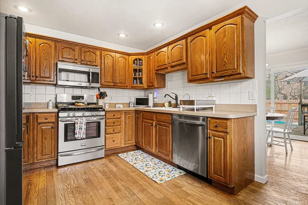$349,900 | 1809 Elizabethan Court, South Bend, IN 46614