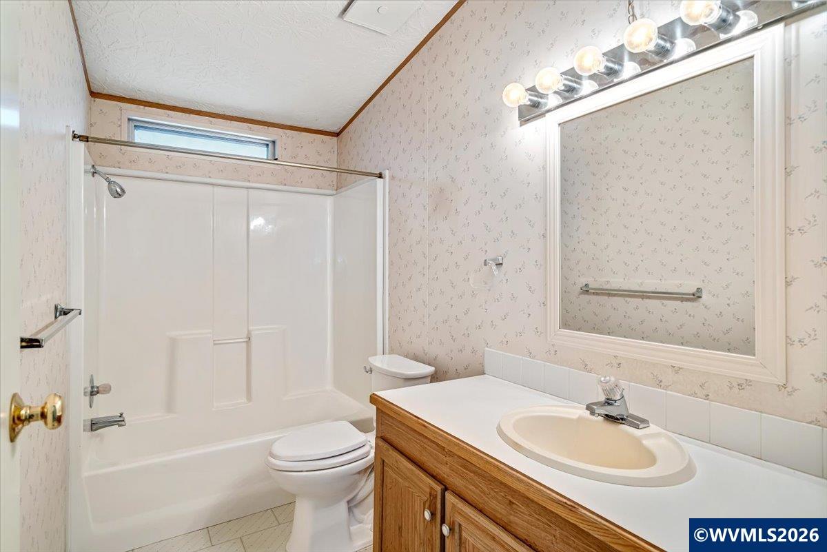 5422 Portland Road Northeast, Unit 102 Salem, OR 97305 - Photo 21 of 37